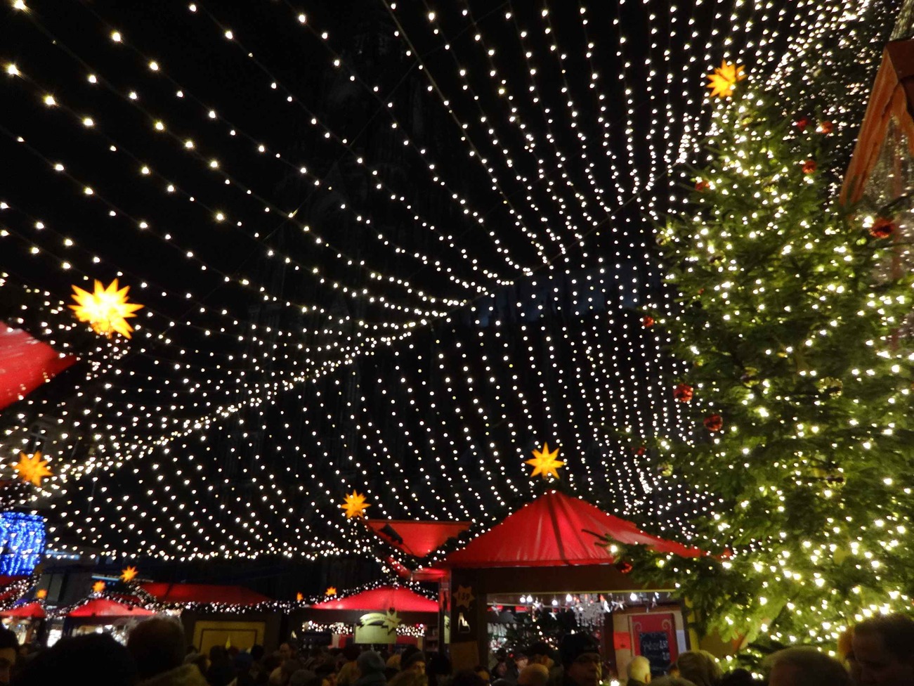 Рождественские ярмарки: Weihnachtsmarkt am Kölner Dom