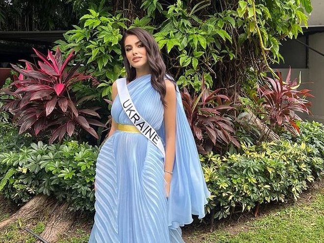 На «Міс Всесвіт-2023»: Ангеліну Усанову посадили поряд із росіянкою: реакція українки