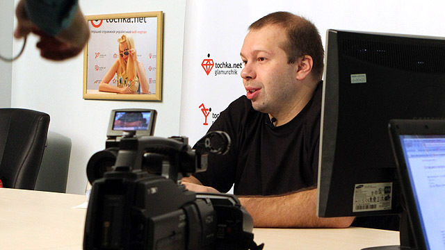 Денис Олейников