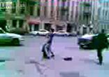 Наркоман на улицах Москвы