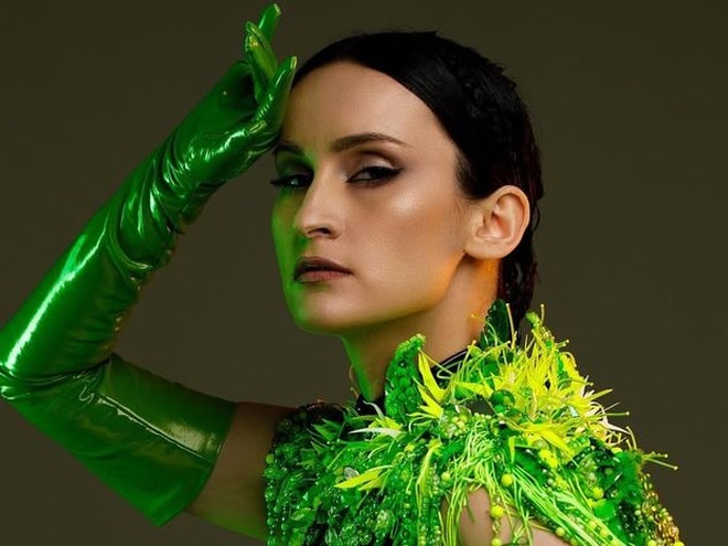 Солістка Go_A під час концерту поцілувала в губи дівчину із зали — відео