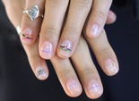 Тренд літа 2016: манікюр braceletnails