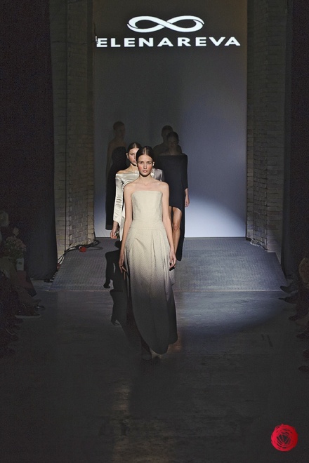 показ Elena REVA