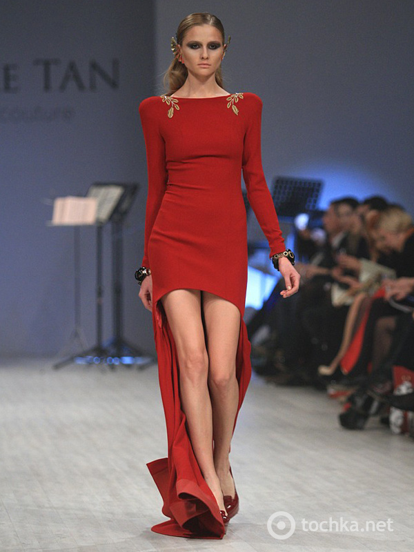 Показ ANDRE TAN