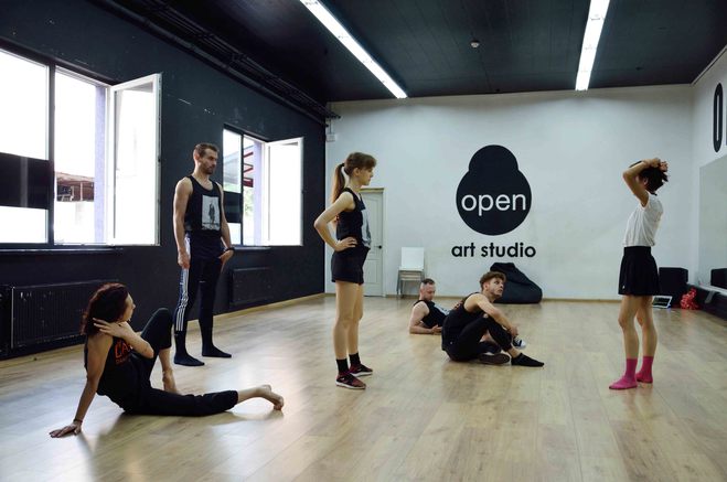 D’Arts Dance Project  показали кадри з репетиції нового шоу "За зачиненими дверима"