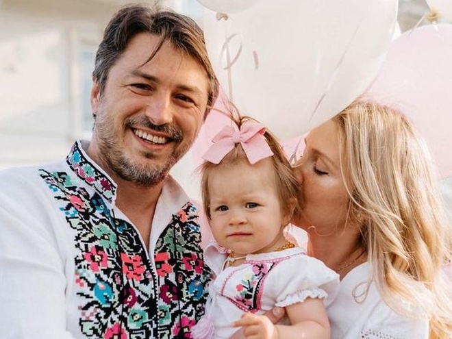 Дружина Сергія Притули показала, як підросла їхня молодша дочка Стефанія