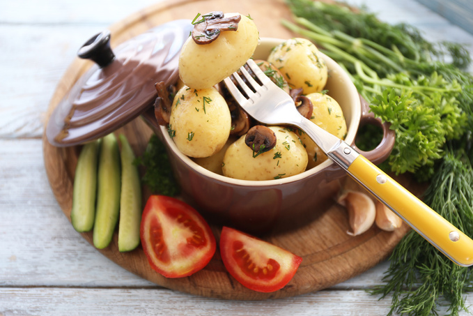 Блюда из молодой картошки: три вкусных рецепта