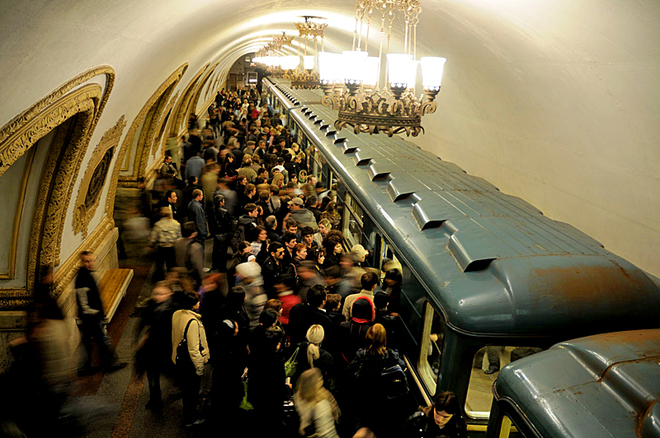 5 мест, где туристу лучше не бывать в понедельник: Московское метро, Россия