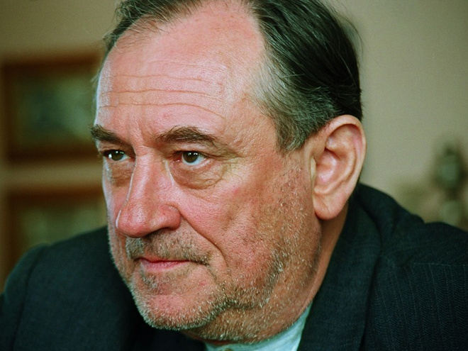 Богдан Ступка