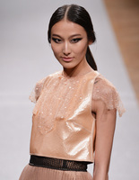 Показ Oscar Carvallo