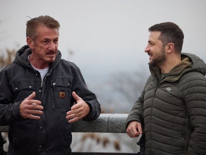 Зеленський подякував Шону Пенну за візит до Києва у день отримання третього «Оскара»