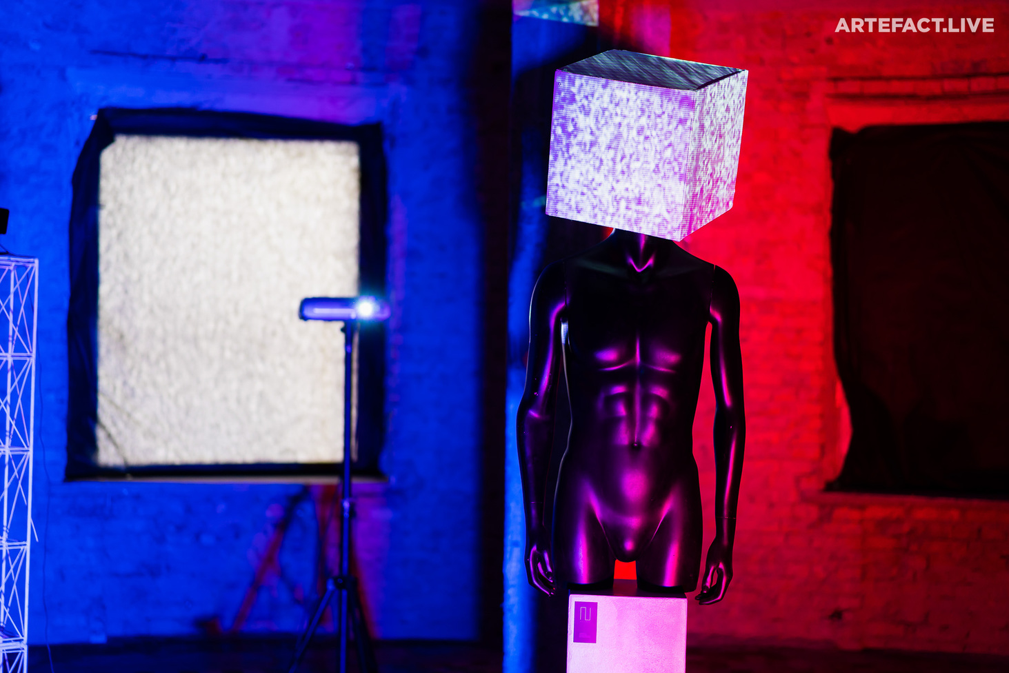 Чорнобиль у центрі Києва: як пройшла виставка ARTEFACT: Chernobyl 33