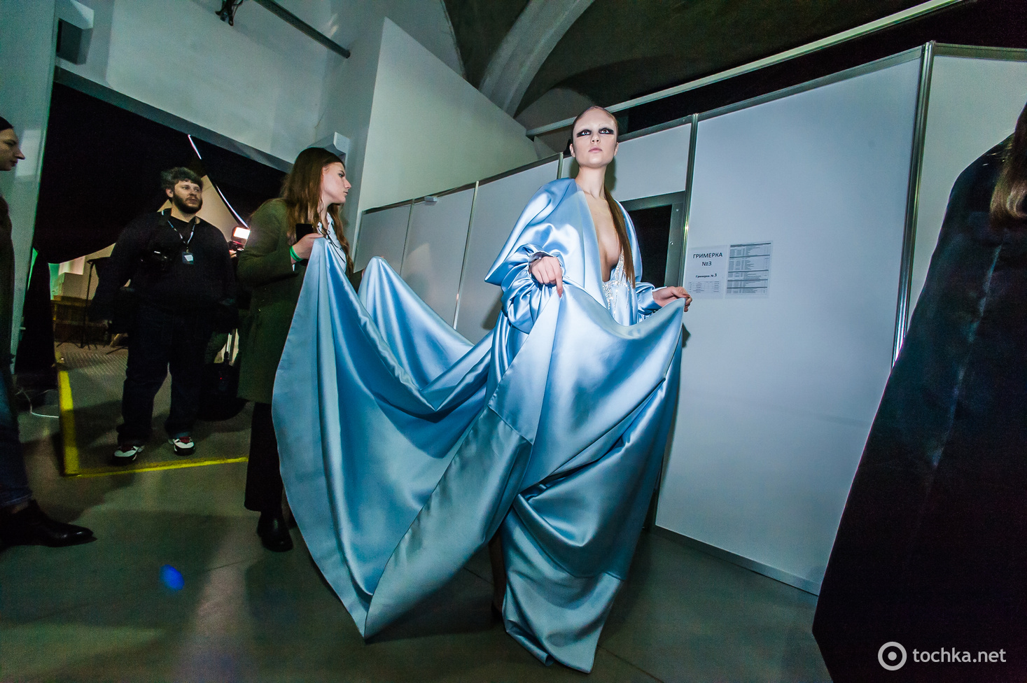 Backstage первого дня UFW FW20/21