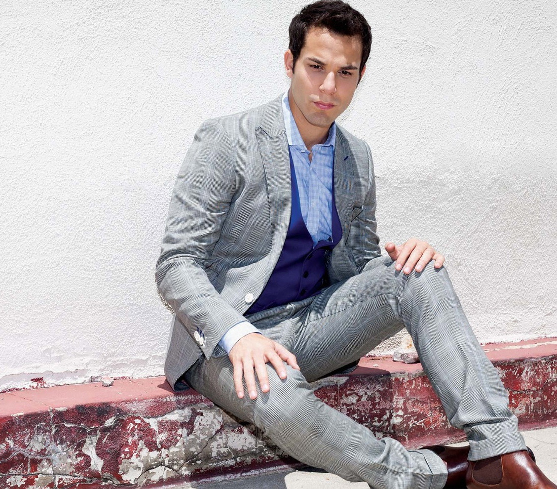 Скайлар Естін