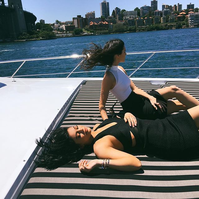 Кендалл и Кайли Дженнер