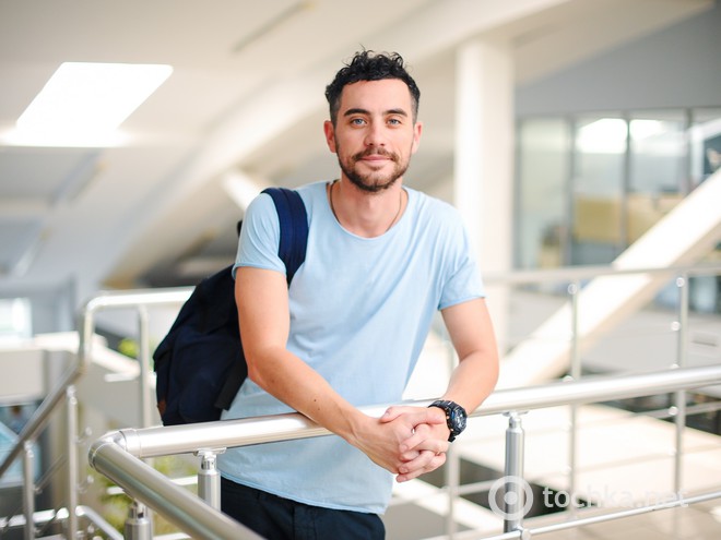 Женя Толочный