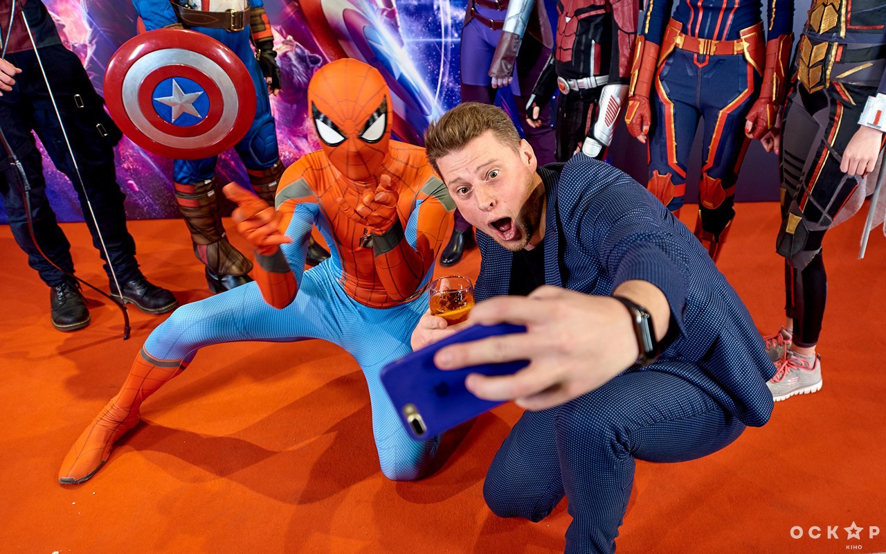 В Киеве состоялась премьера фильма "Мстители: Финал"