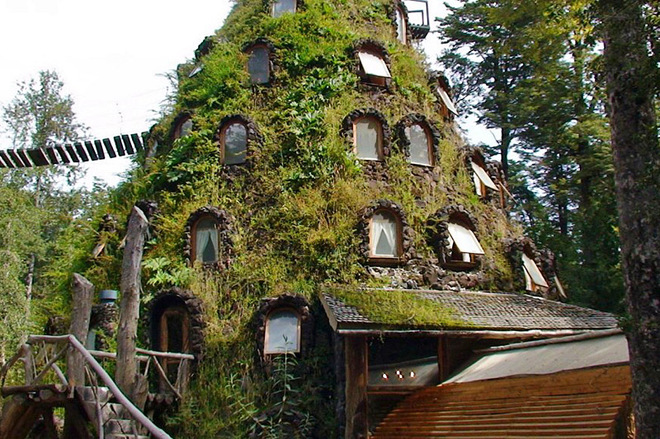 Казковий відпочинок в Чилі: готель Magic Mountain Lodge в кратері вулкана Arenal