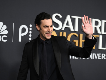 Зірка «Бората» закрутив роман із моделлю OnlyFans, яка вдвічі молодша за нього