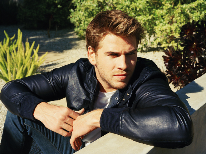 Лиам Хемсворт