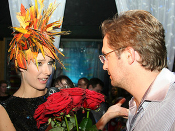 Нежные объятья Подкопаевой и Пономарева