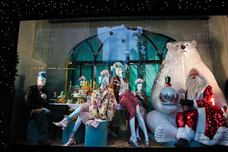 Найгарніші різдвяні вітрини світу: Harvey Nichols