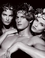 Карл Лагерфельд снял легендарный календарь Pirelli Карл Лагерфельд снял легендарный календарь Pirelli