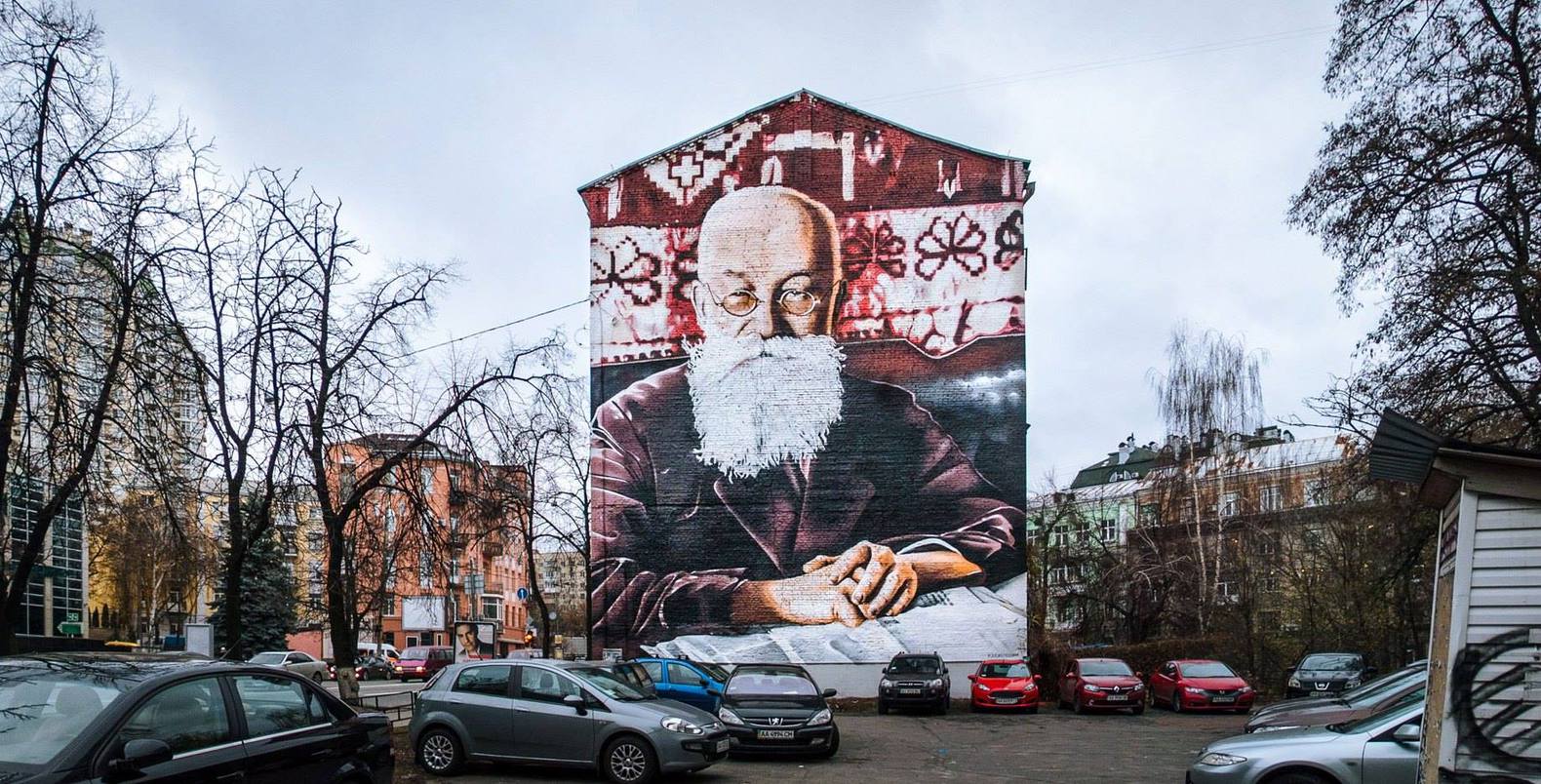 Прекрасное рядом: 25 самых красивых и популярных муралов в Киеве