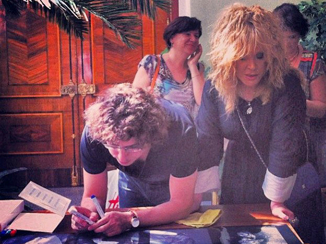 Фото суррогатной матери детей Пугачевой и Галкина попали в