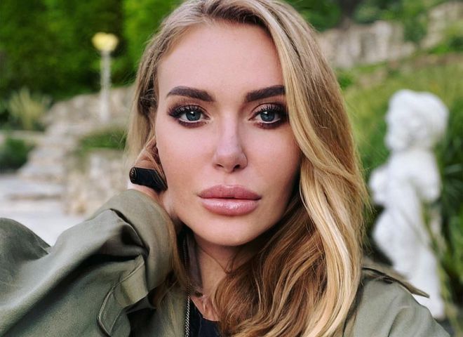 Слава Камінська