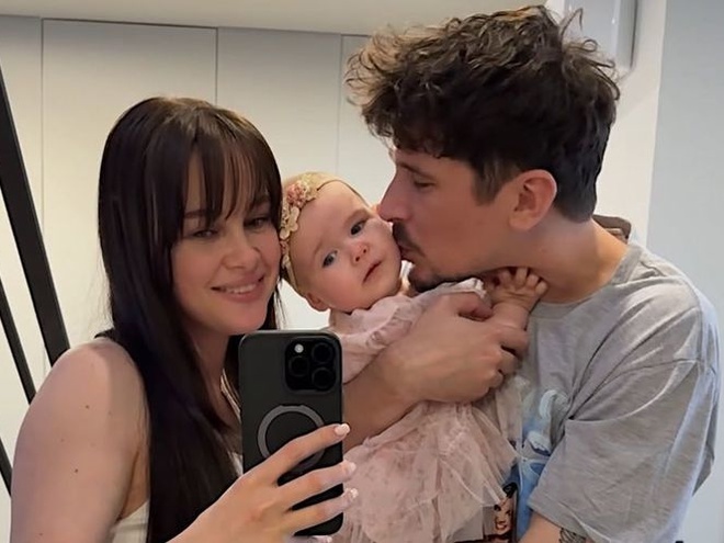 Позитив поділився кумедними фото з дочкою Марією