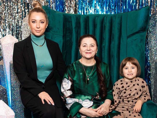 Тоня Матвиенко, Нина Матвиенко