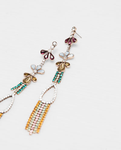 Прикраси до сукні-сорочки