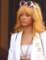 Зачіски Ріанни