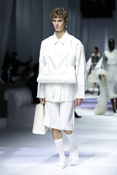 Fendi коллекция весна-лето 2021