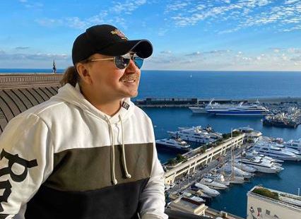 Игорь Николаев