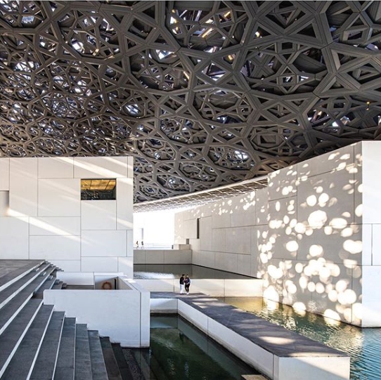 Лувр Абу-Даби