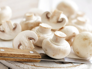 Пісні страви з грибів: огляд найкращих рецептів