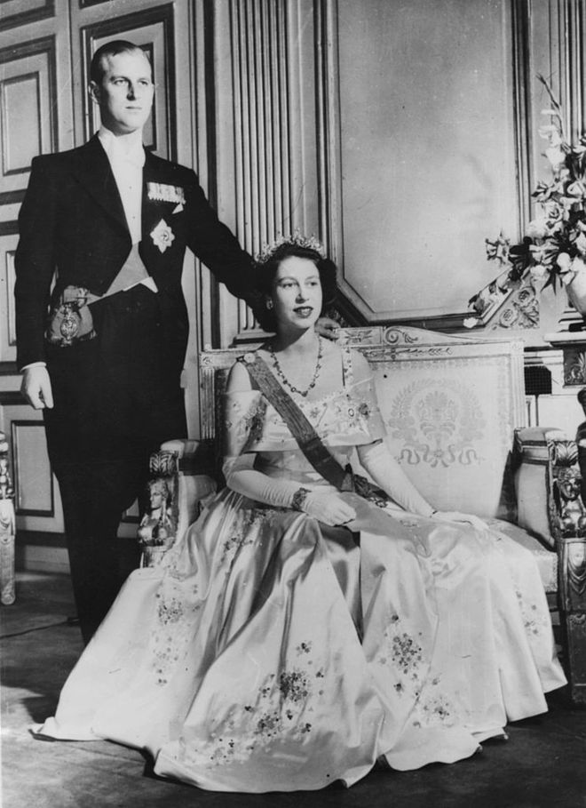 Єлизавета II і принц Філіпп (Cover)