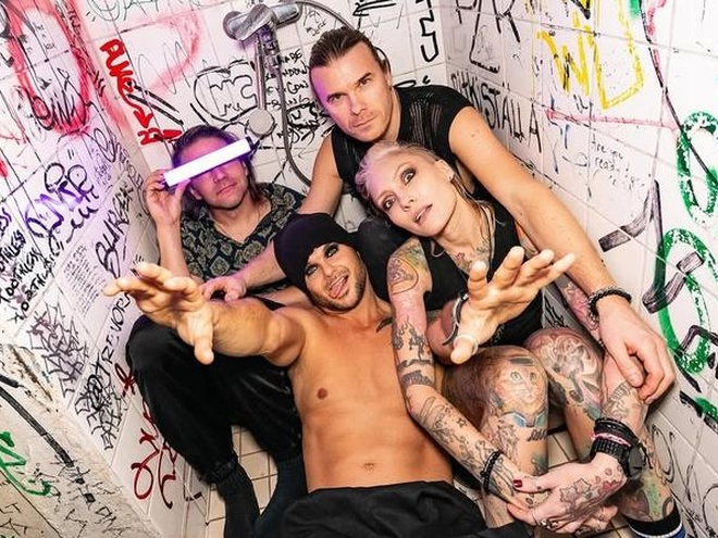 Учасники The Rasmus засвітилися на київському вокзалі