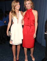 червона сукня