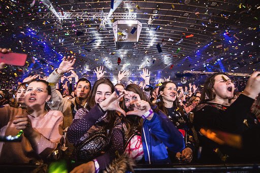 БЕZ ОБМЕЖЕНЬ