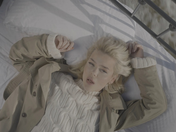 Гросу підказала, як забути колишнього в новому треку «Хто ти такий?»