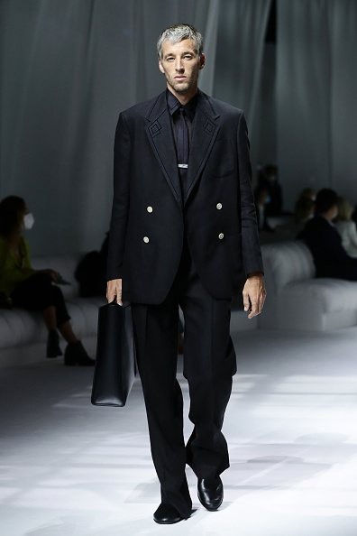 Fendi коллекция весна-лето 2021