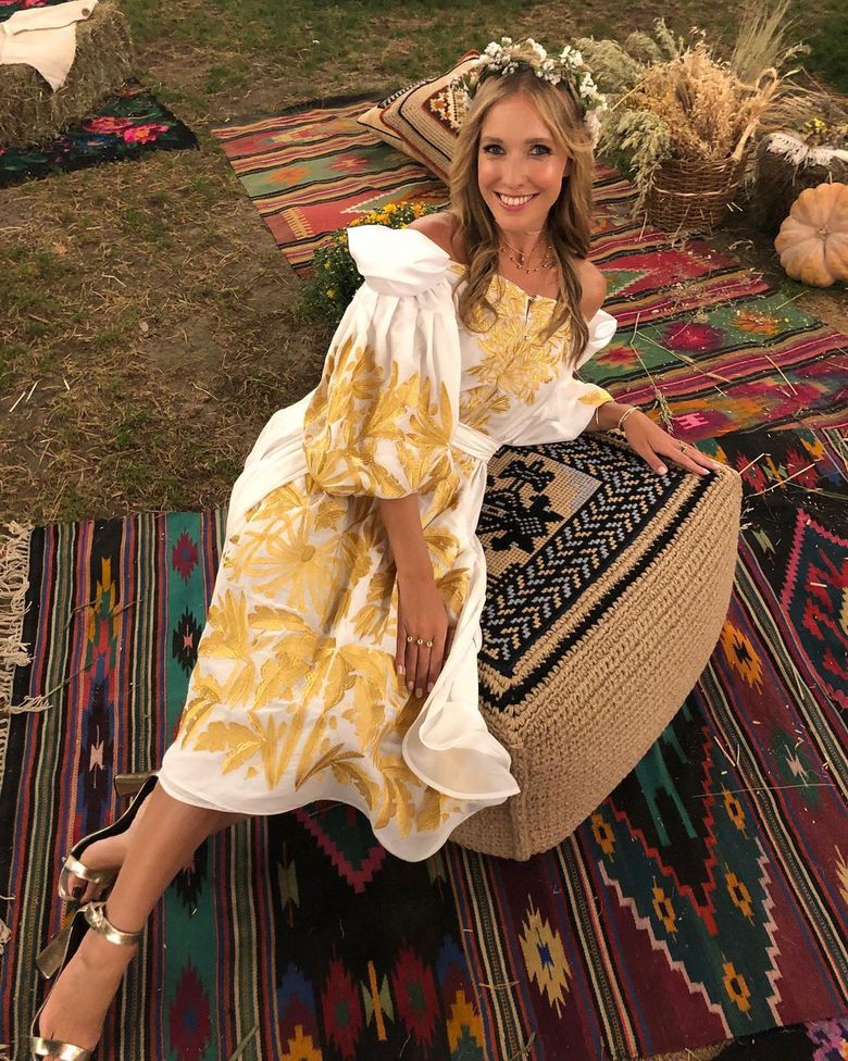 Коллекция вышиванок Кати Осадчей