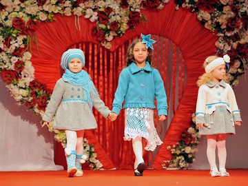Прикрась дитячий гардероб білим, синім і блакитним
