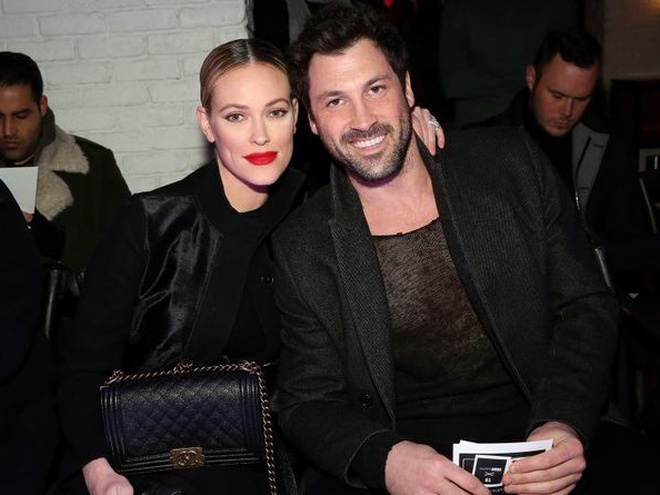 Макс Чмерковський показав, як його вагітна дружина танцює хіп-хоп