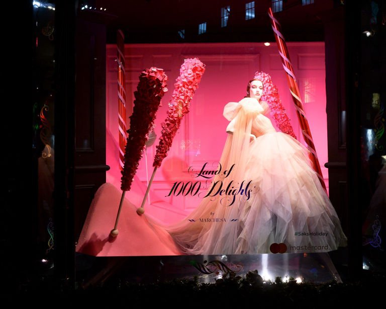 Найгарніші різдвяні вітрини світу: Saks Fifth Avenue і Bergdorf Goodman