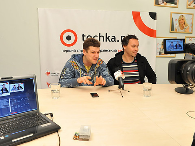 Два товарища