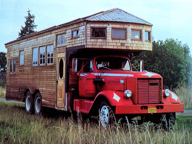 Оригинальные дома на колесах: Rolling Homes Jane Lidz